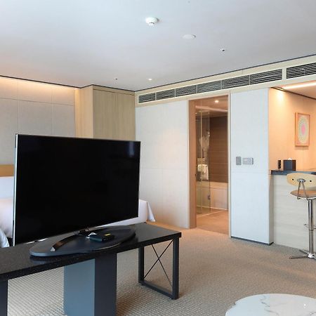 Orakai Cheonggyesan Hotel, BW Premier Collection Сеул Экстерьер фото