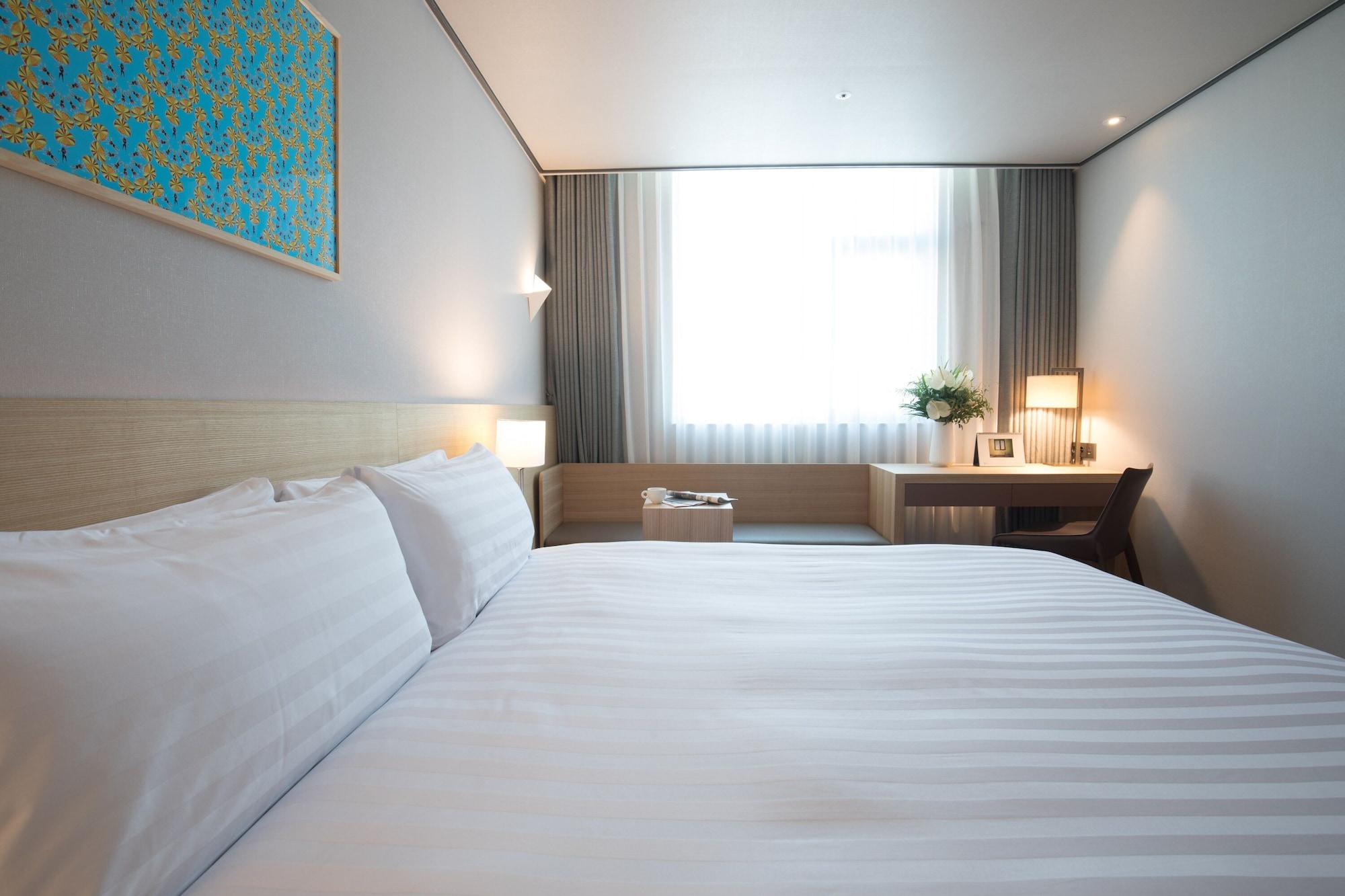 Orakai Cheonggyesan Hotel, BW Premier Collection Сеул Экстерьер фото