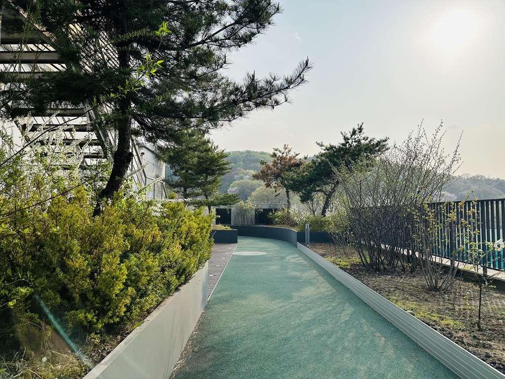 Orakai Cheonggyesan Hotel, BW Premier Collection Сеул Удобства фото
