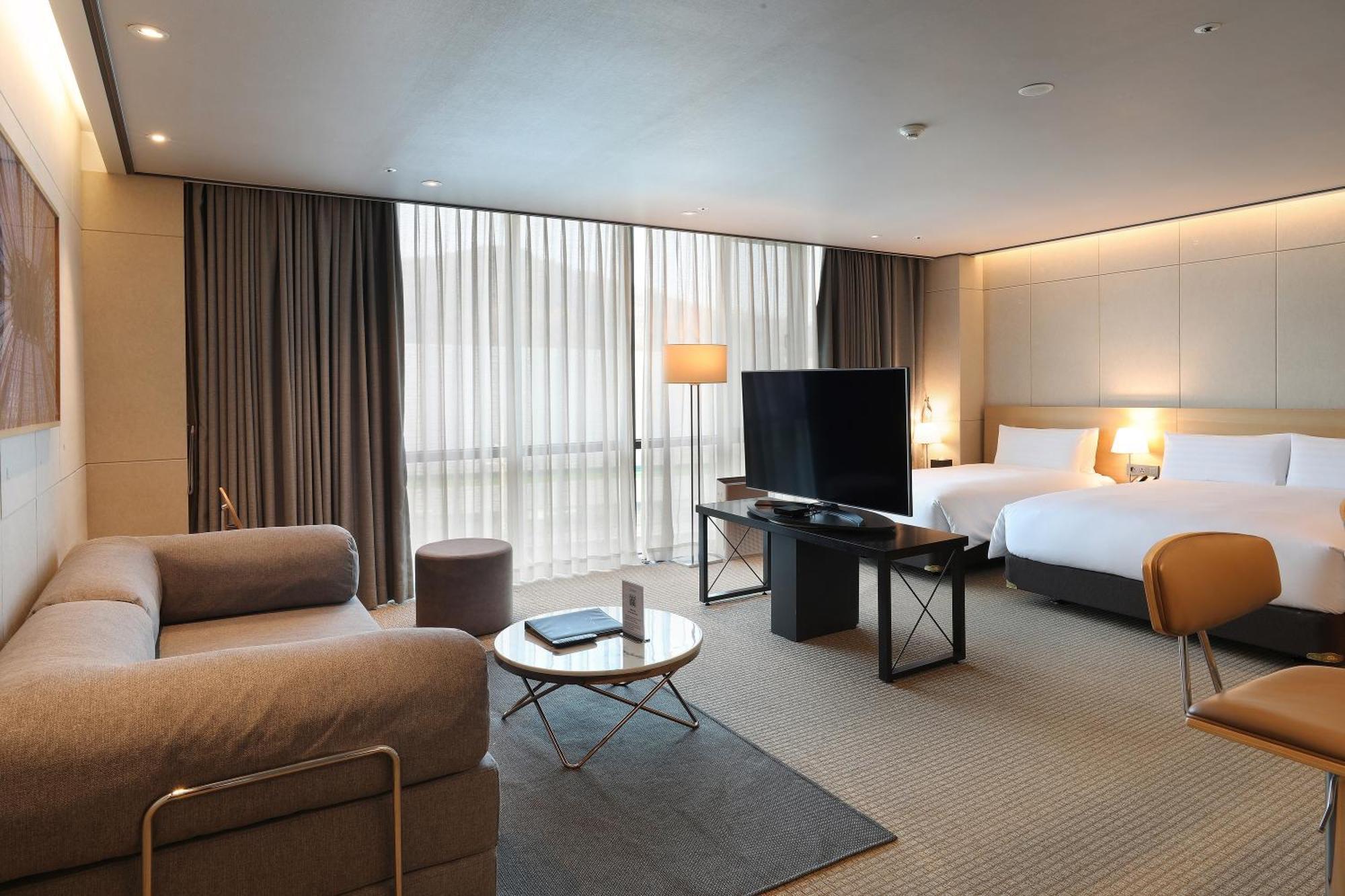 Orakai Cheonggyesan Hotel, BW Premier Collection Сеул Экстерьер фото