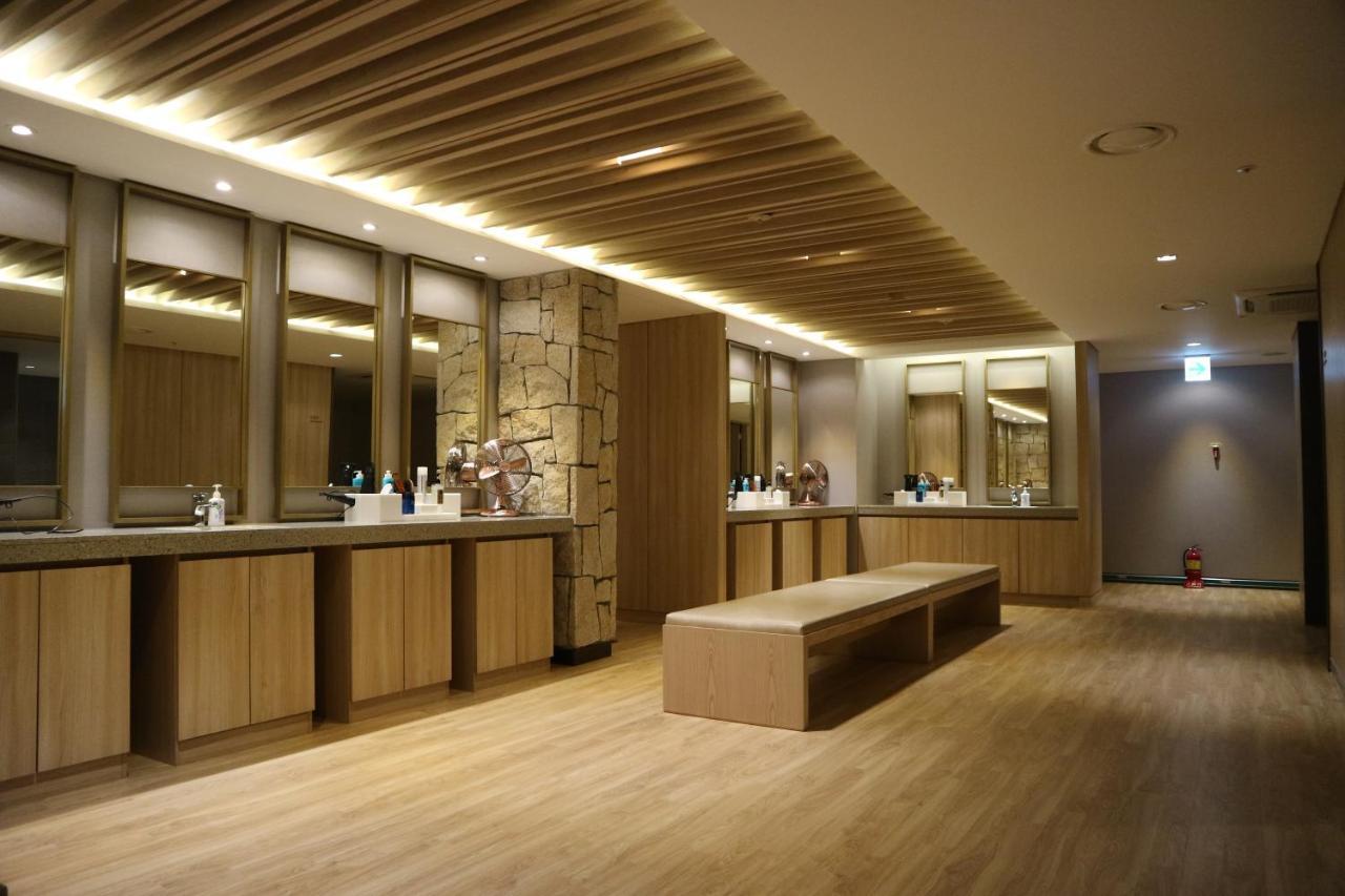 Orakai Cheonggyesan Hotel, BW Premier Collection Сеул Экстерьер фото